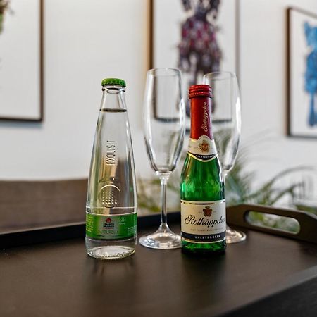 Modern Style Business Suite - Office - Kitchen - Balcony ヘルツォーゲンアウラッハ エクステリア 写真